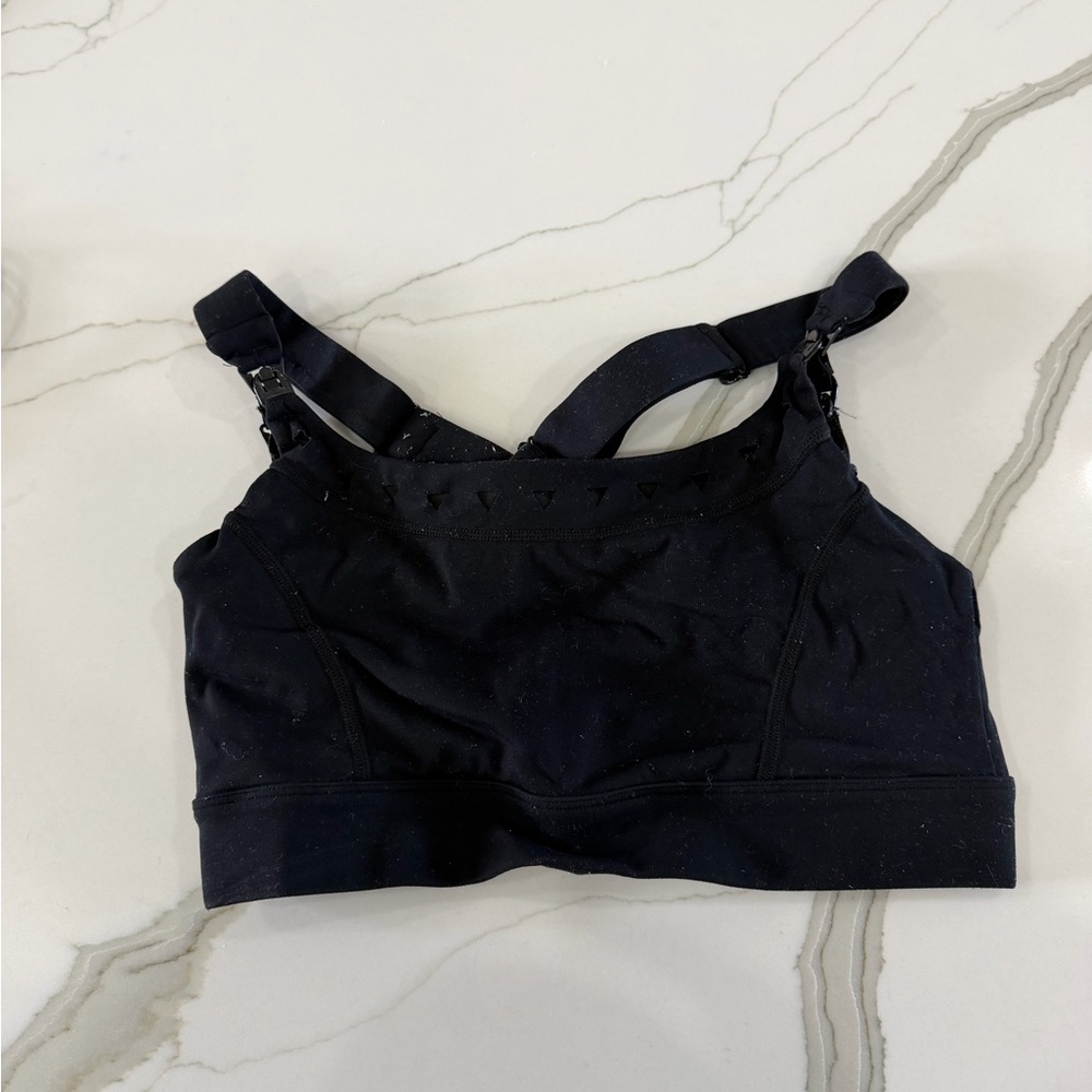 Pumping and nursing Sports Bra